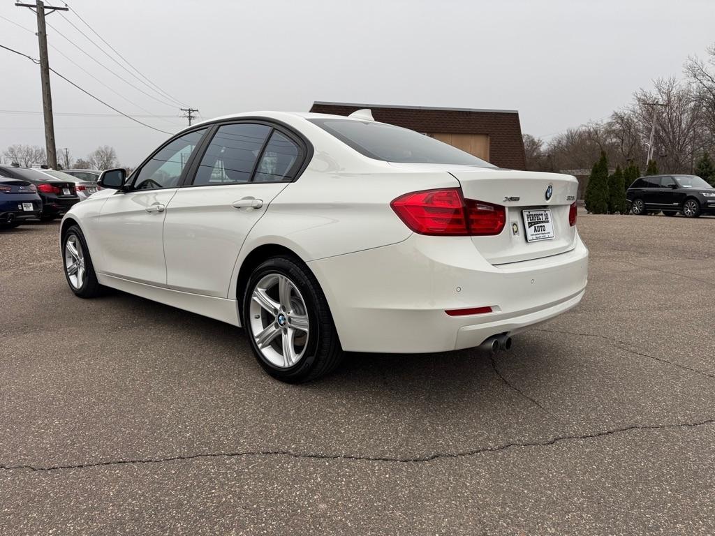 BMW 3 Series 4dr Sdn 328i xDrive AWD 2015