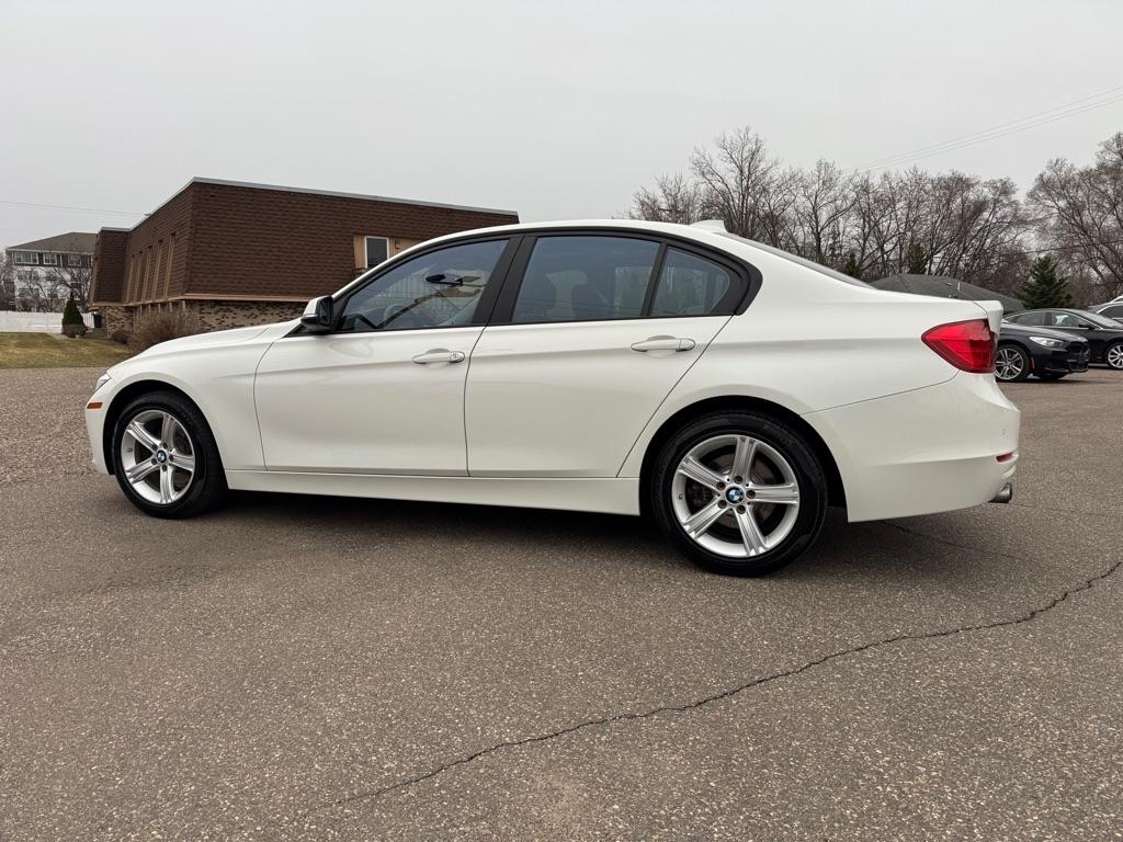 BMW 3 Series 4dr Sdn 328i xDrive AWD 2015
