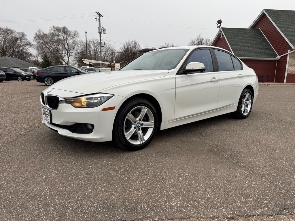 BMW 3 Series 4dr Sdn 328i xDrive AWD 2015