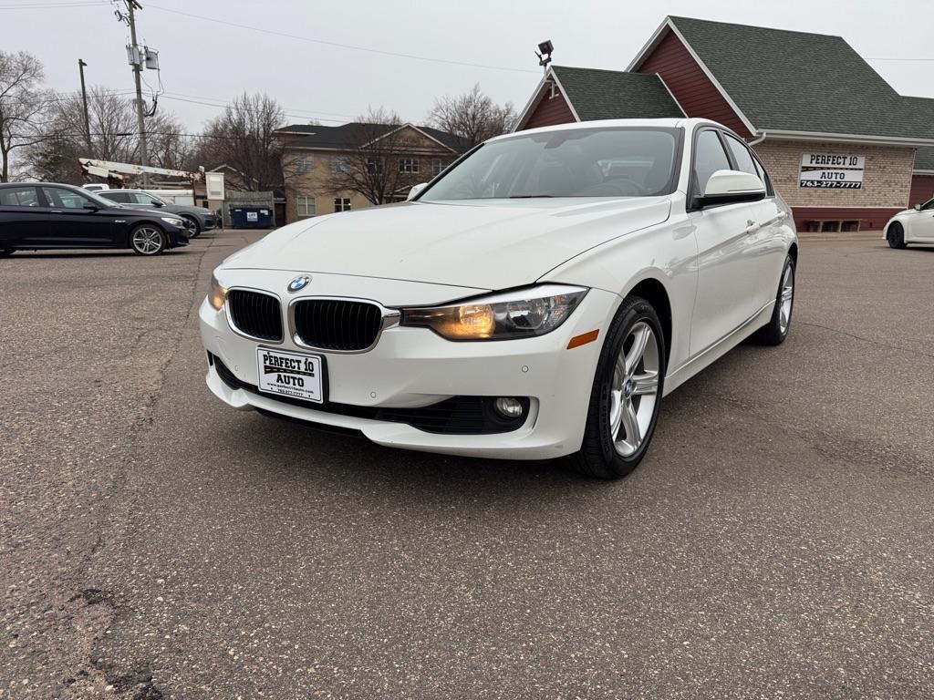 BMW 3 Series 4dr Sdn 328i xDrive AWD 2015