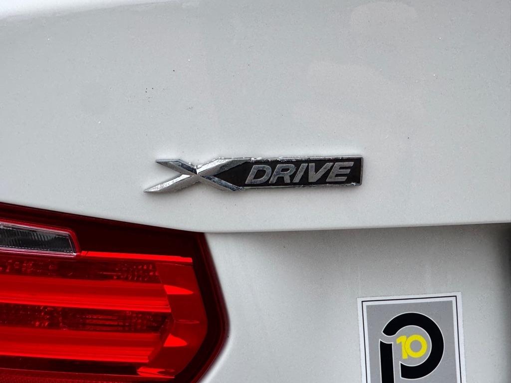 BMW 3 Series 4dr Sdn 328i xDrive AWD 2015