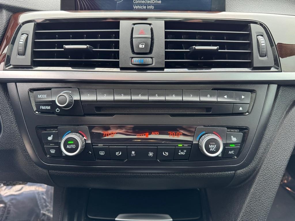 BMW 3 Series 4dr Sdn 328i xDrive AWD 2015