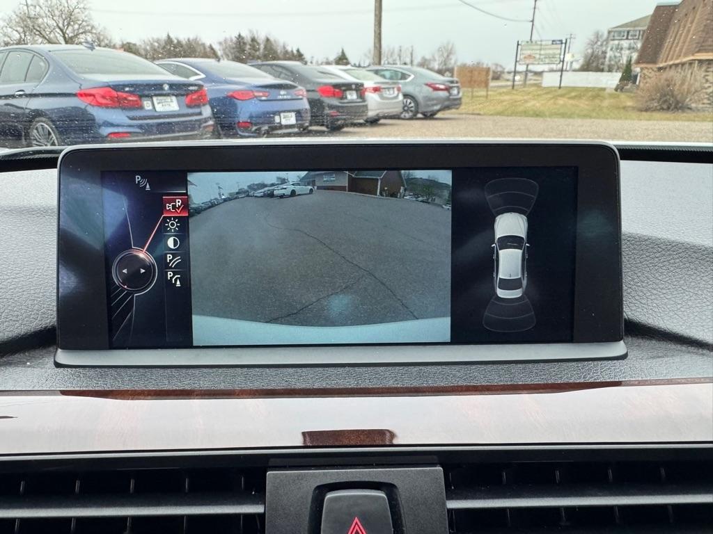 BMW 3 Series 4dr Sdn 328i xDrive AWD 2015