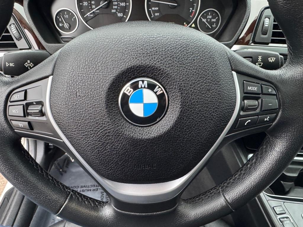 BMW 3 Series 4dr Sdn 328i xDrive AWD 2015