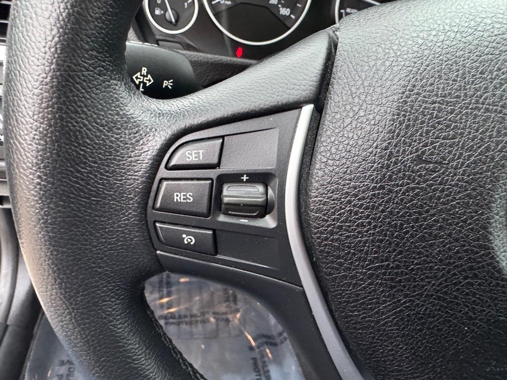 BMW 3 Series 4dr Sdn 328i xDrive AWD 2015