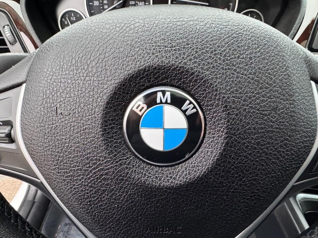 BMW 3 Series 4dr Sdn 328i xDrive AWD 2015