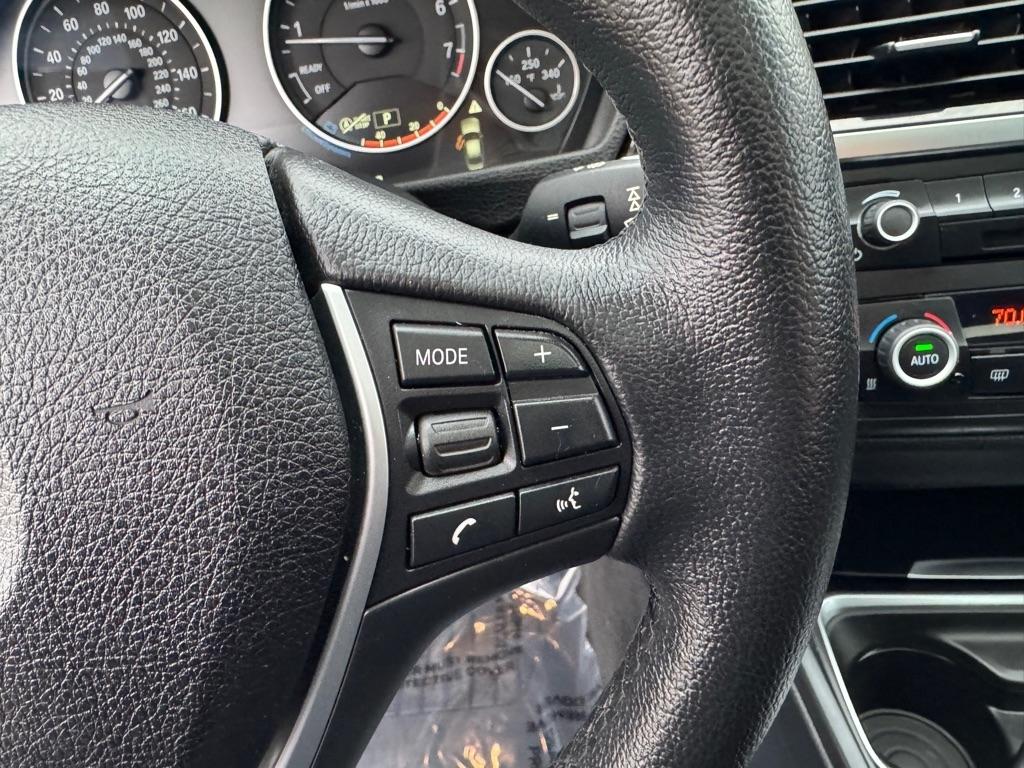 BMW 3 Series 4dr Sdn 328i xDrive AWD 2015