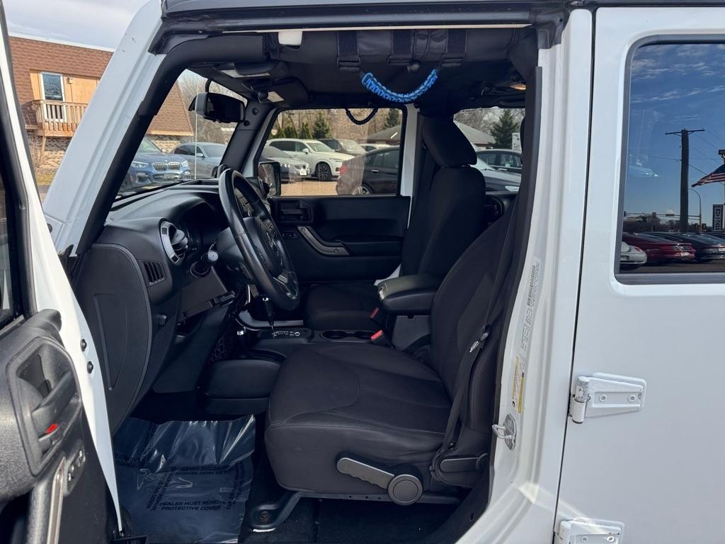 Jeep Wrangler Unlimited 4WD 4dr Sport 2014