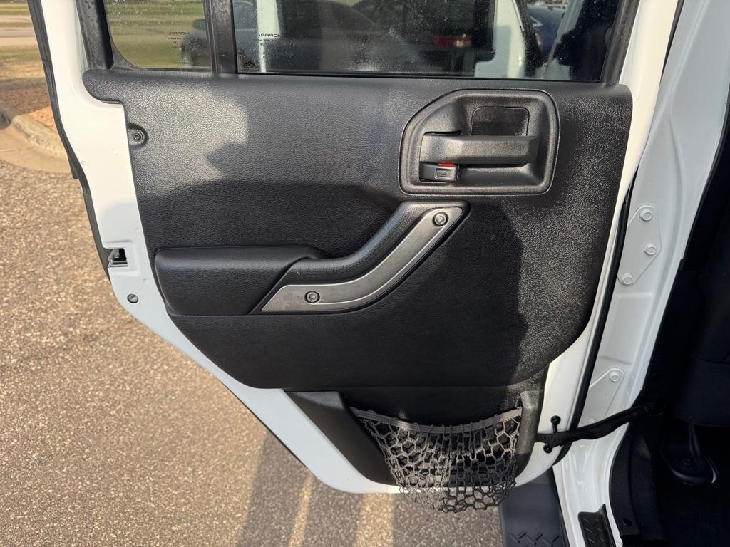 Jeep Wrangler Unlimited 4WD 4dr Sport 2014