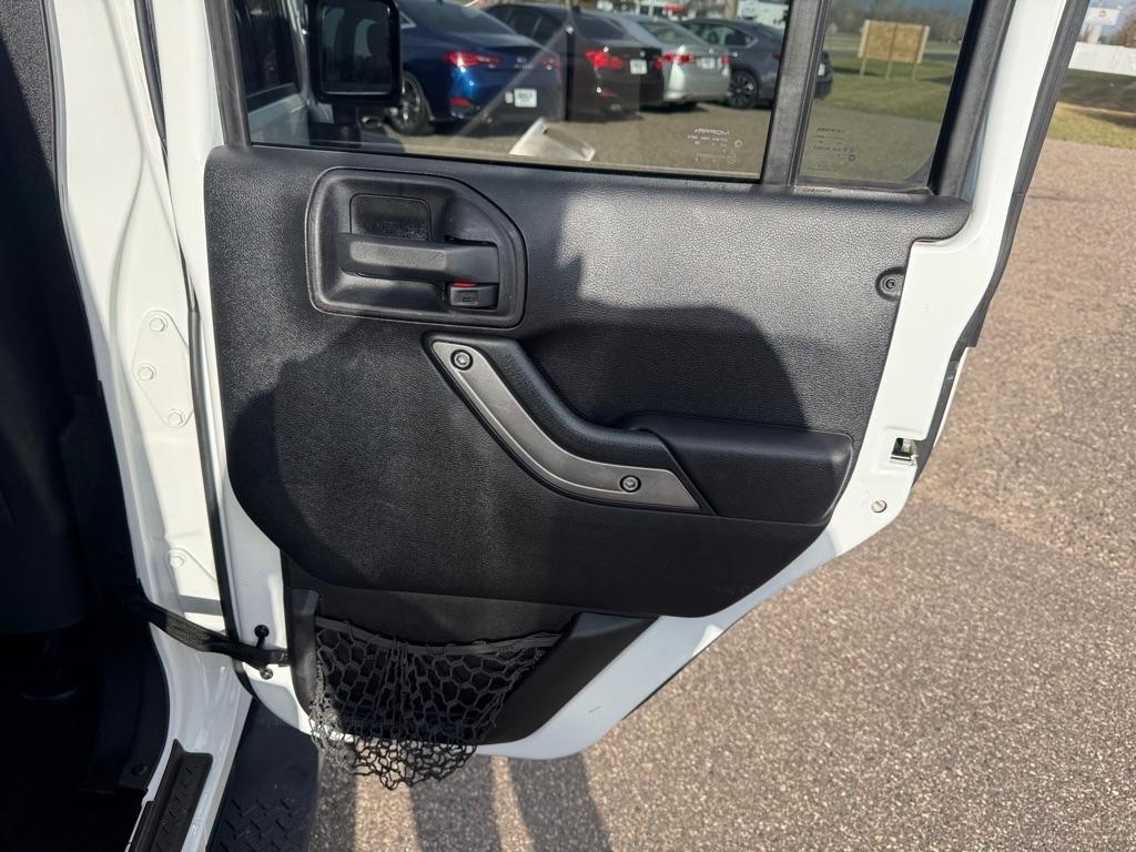 Jeep Wrangler Unlimited 4WD 4dr Sport 2014