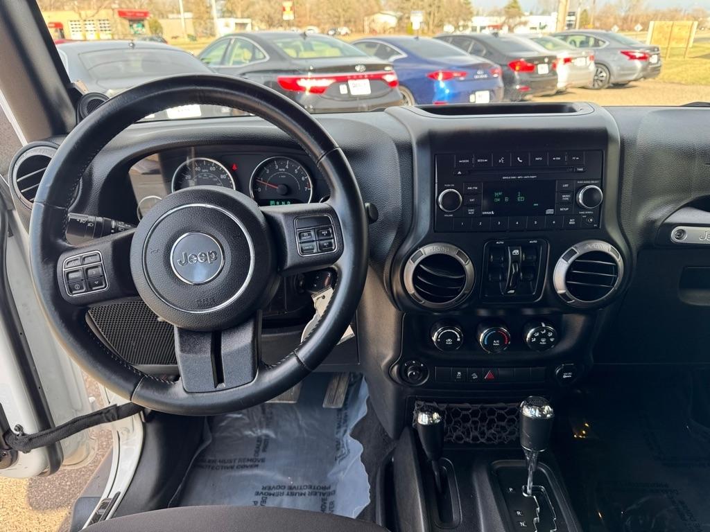 Jeep Wrangler Unlimited 4WD 4dr Sport 2014