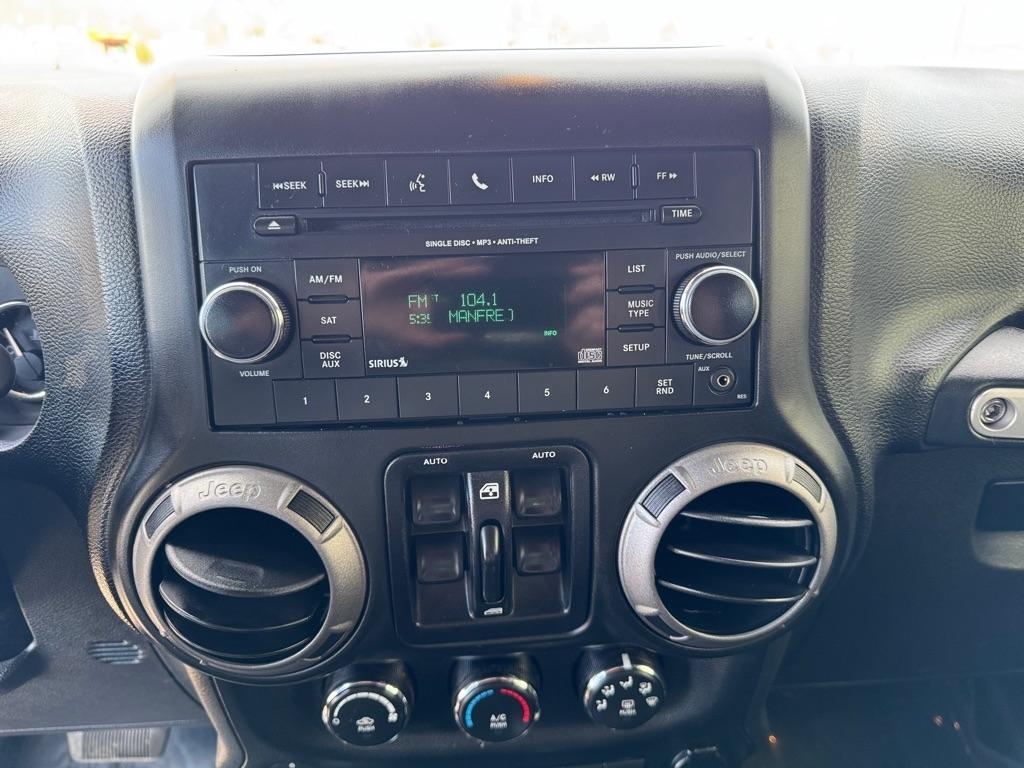 Jeep Wrangler Unlimited 4WD 4dr Sport 2014