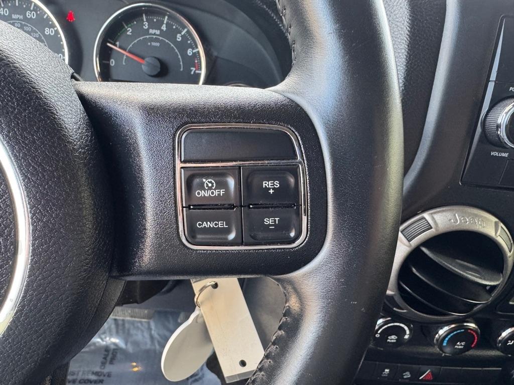 Jeep Wrangler Unlimited 4WD 4dr Sport 2014