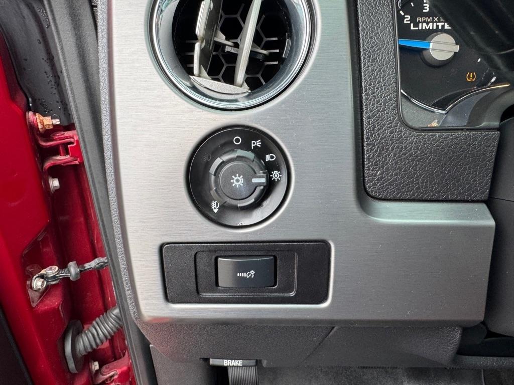 Ford F-150 Limited SuperCrew 4WD 2013