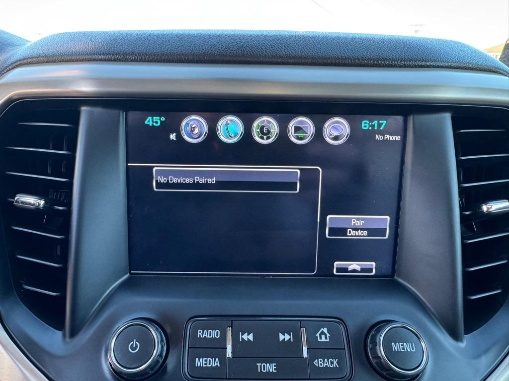 GMC Acadia AWD 4dr Denali 2017