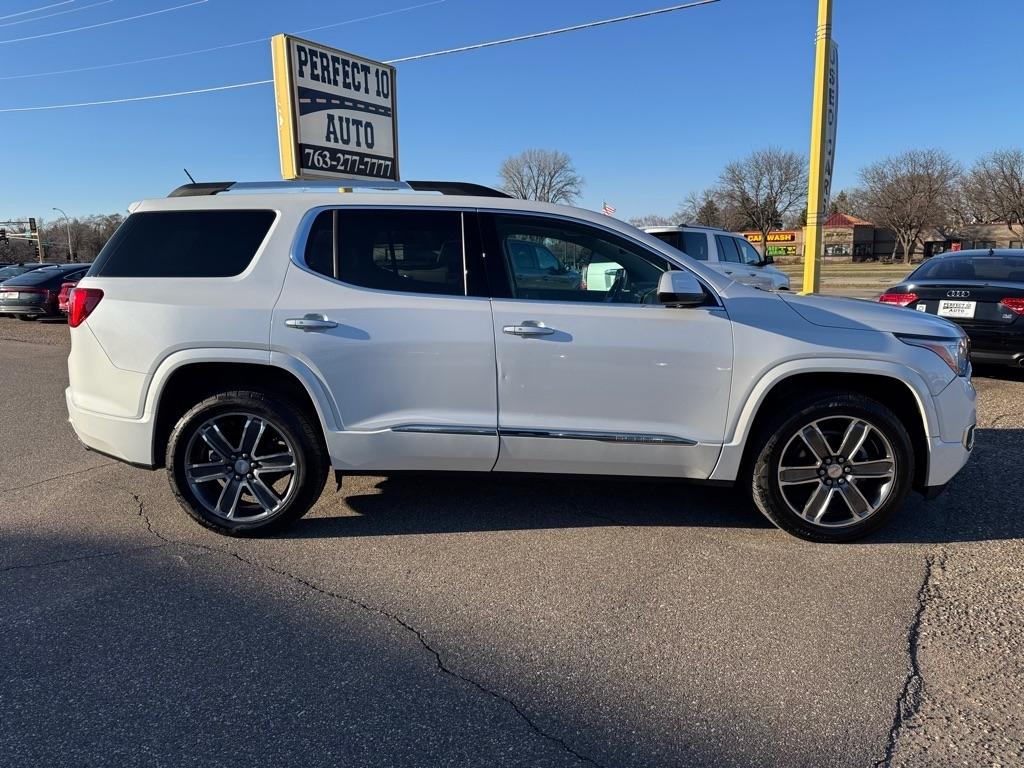 GMC Acadia AWD 4dr Denali 2017