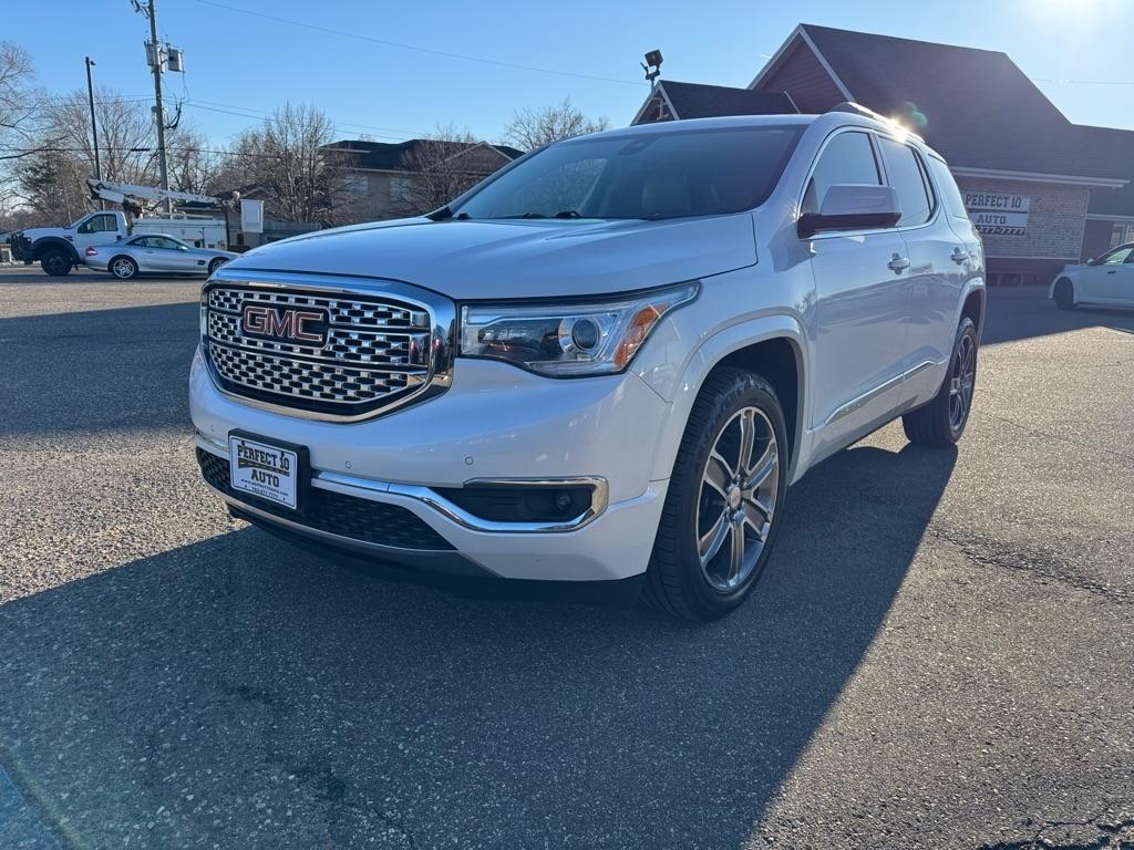 GMC Acadia AWD 4dr Denali 2017