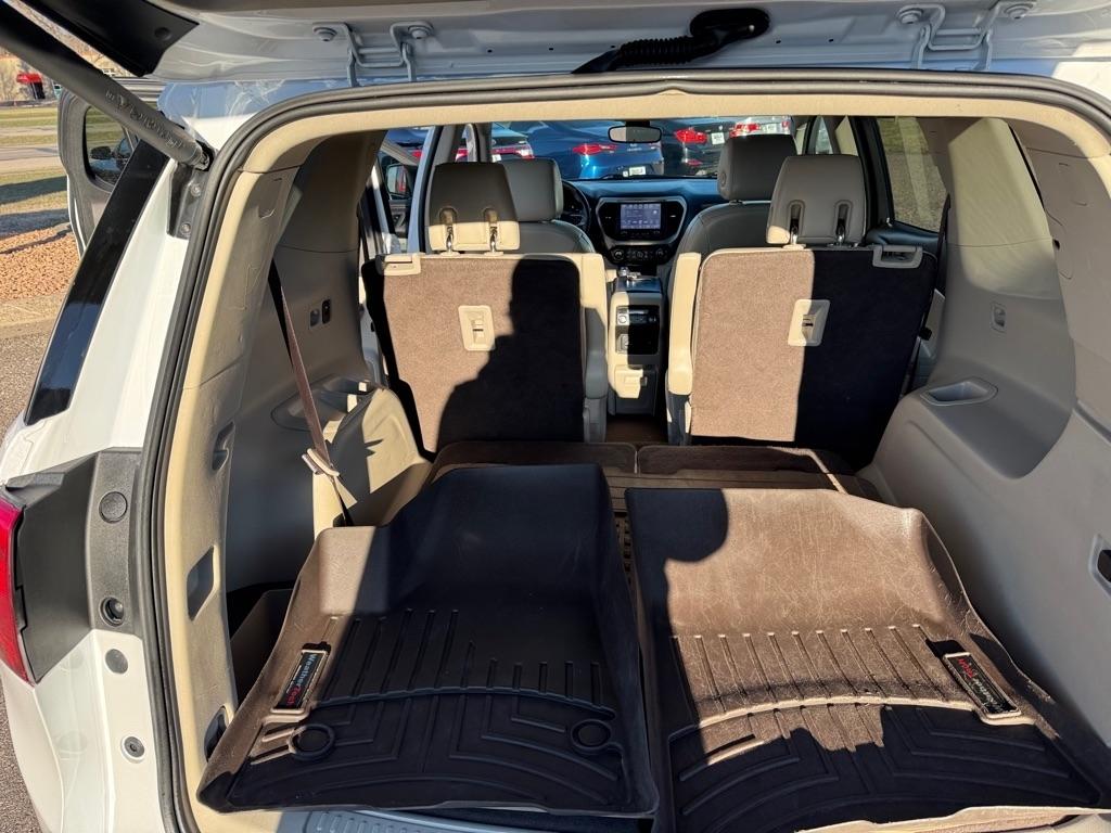 GMC Acadia AWD 4dr Denali 2017