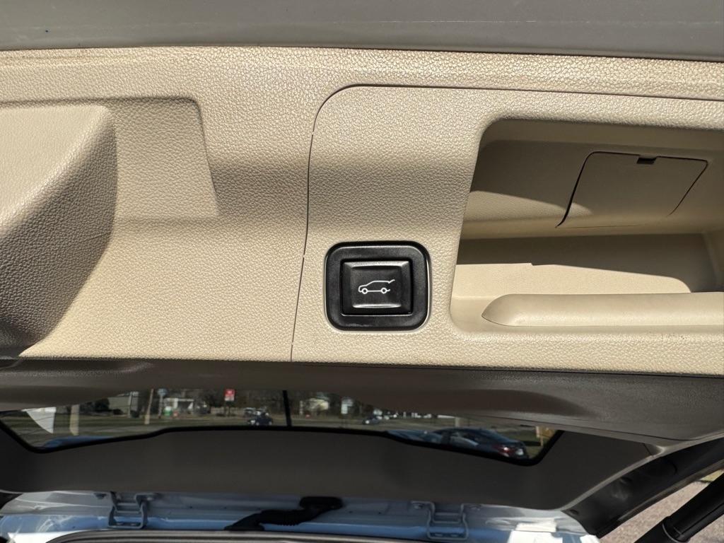 GMC Acadia AWD 4dr Denali 2017