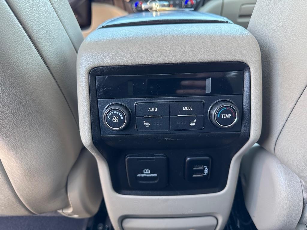 GMC Acadia AWD 4dr Denali 2017