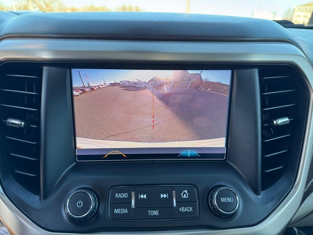 GMC Acadia AWD 4dr Denali 2017