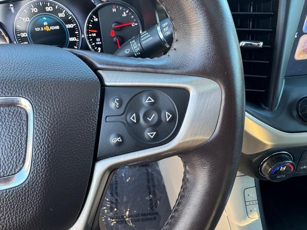 GMC Acadia AWD 4dr Denali 2017