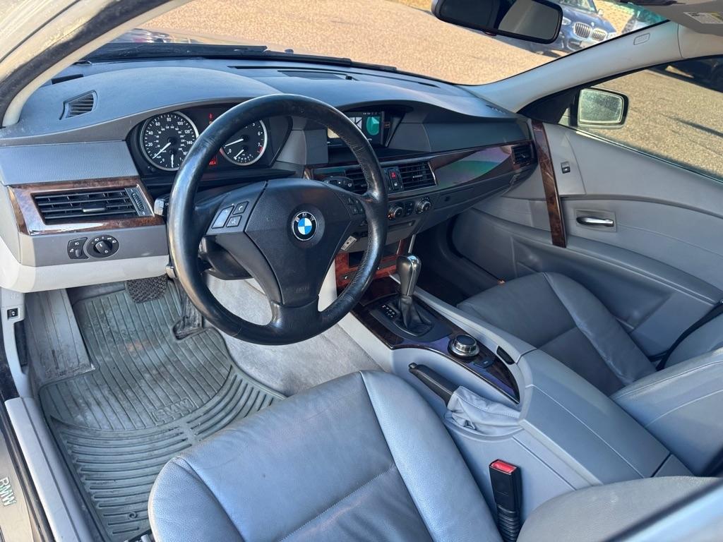 BMW 5 Series 4dr Sdn 525xi AWD 2007
