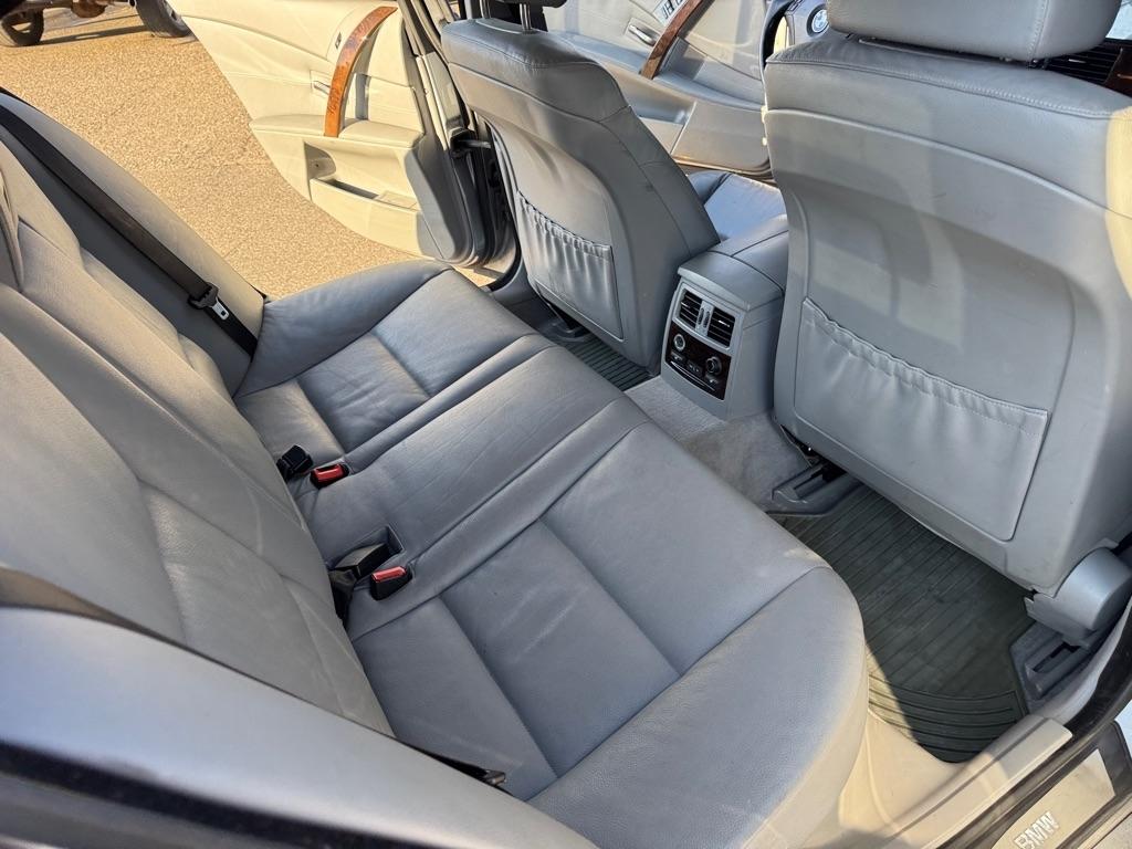 BMW 5 Series 4dr Sdn 525xi AWD 2007