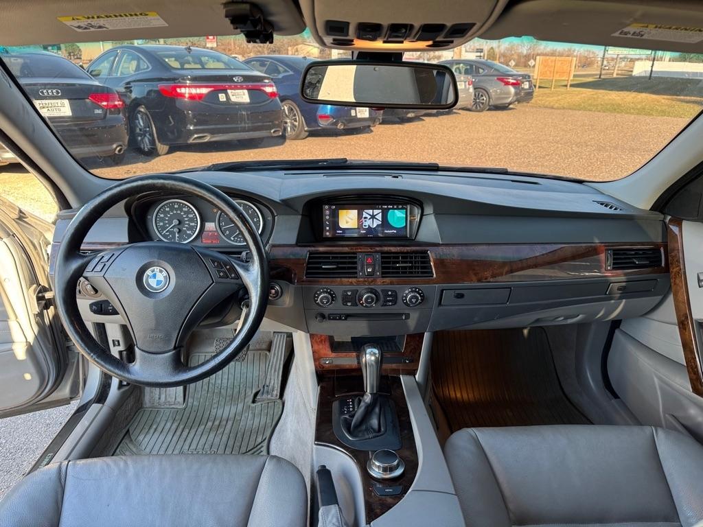 BMW 5 Series 4dr Sdn 525xi AWD 2007