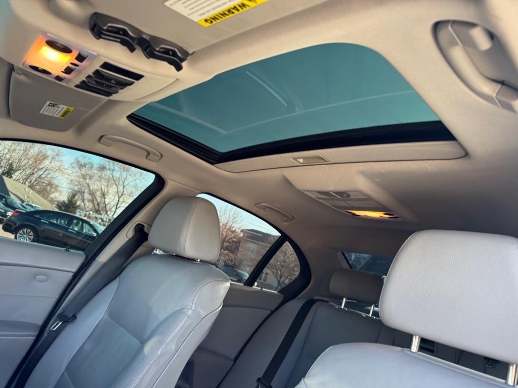 BMW 5 Series 4dr Sdn 525xi AWD 2007