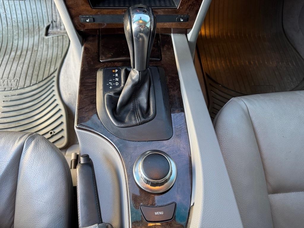 BMW 5 Series 4dr Sdn 525xi AWD 2007