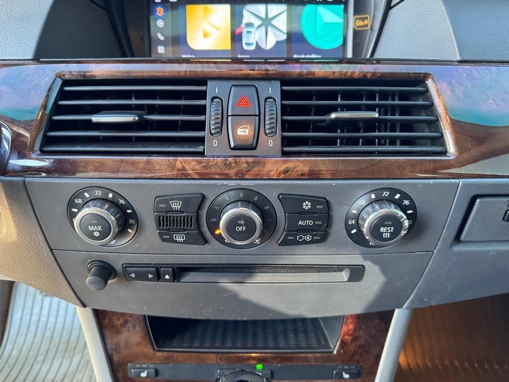 BMW 5 Series 4dr Sdn 525xi AWD 2007