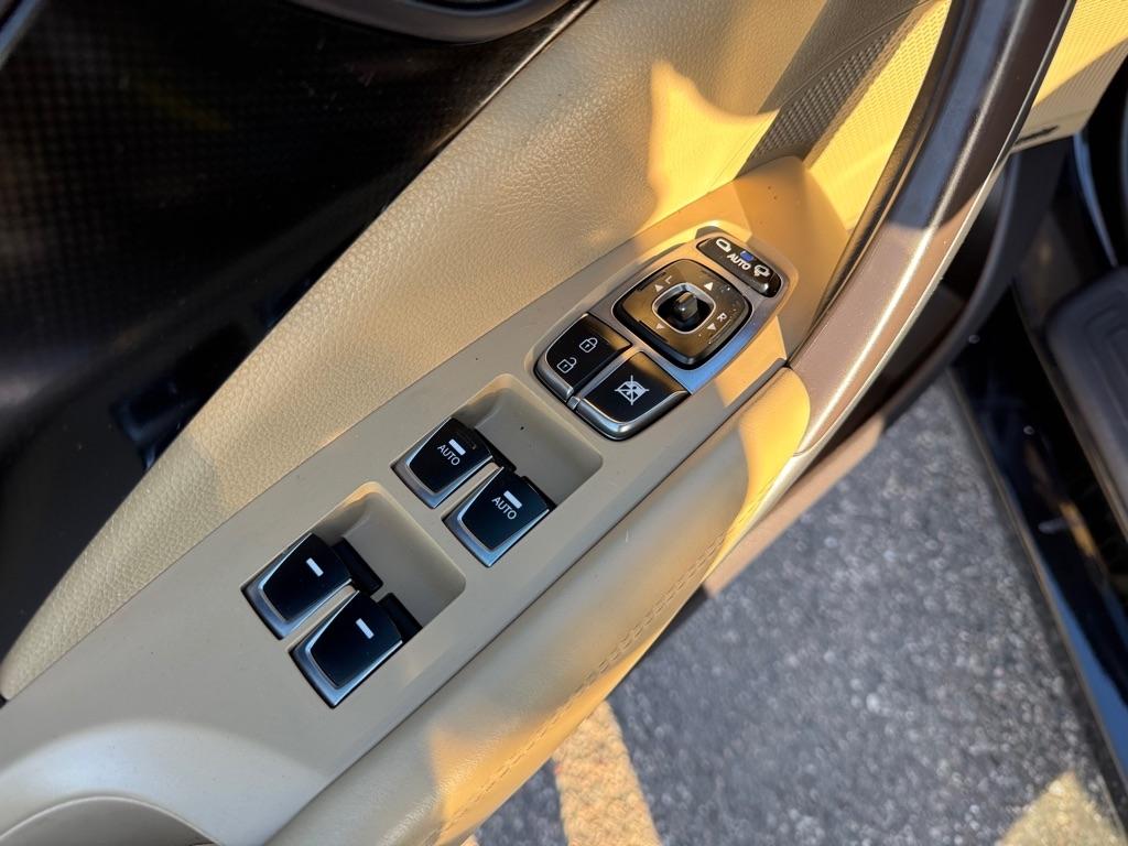 Hyundai Azera 4dr Sdn Limited 2015