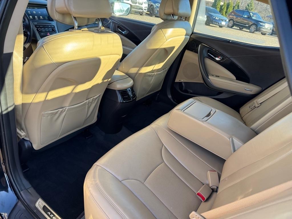 Hyundai Azera 4dr Sdn Limited 2015