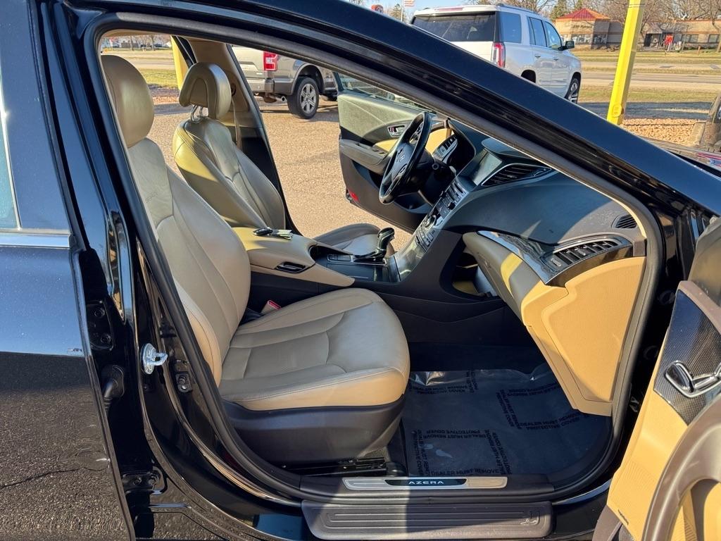 Hyundai Azera 4dr Sdn Limited 2015