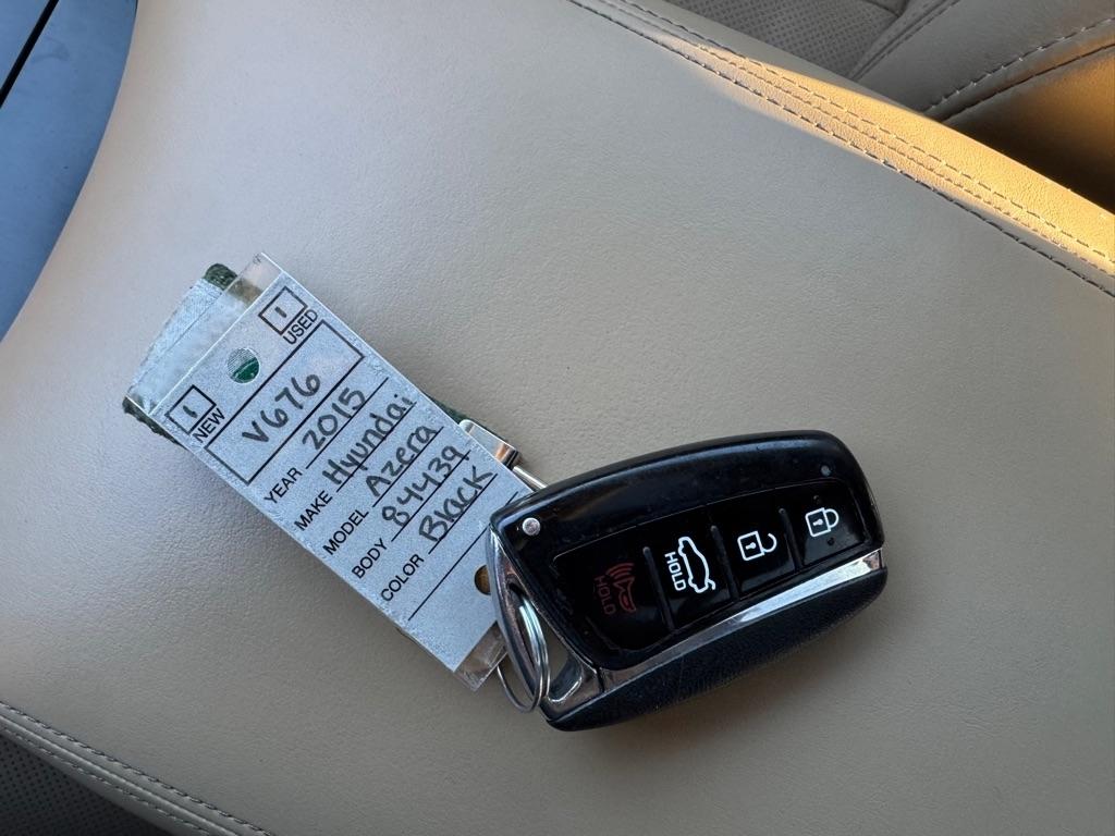 Hyundai Azera 4dr Sdn Limited 2015