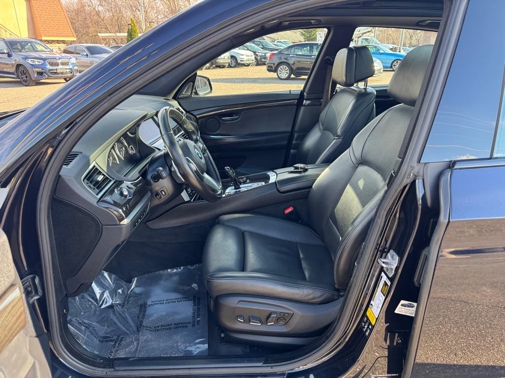 BMW 5 Series 550i xDrive Gran Turismo 2017