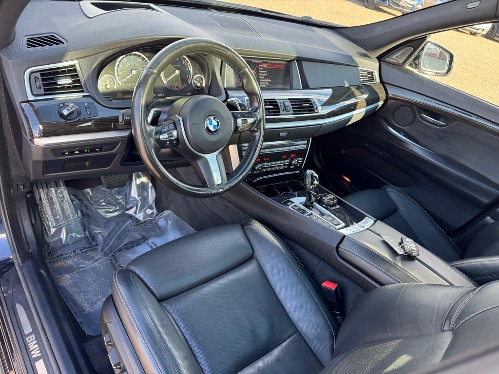 BMW 5 Series 550i xDrive Gran Turismo 2017