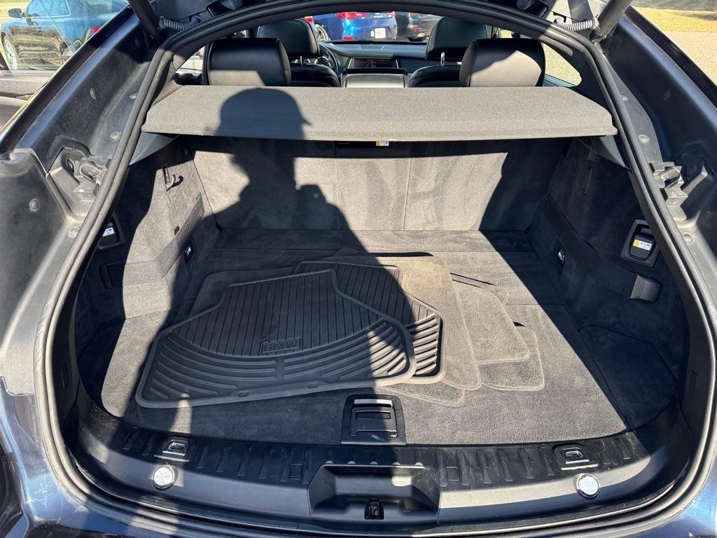 BMW 5 Series 550i xDrive Gran Turismo 2017