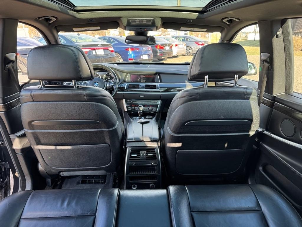 BMW 5 Series 550i xDrive Gran Turismo 2017