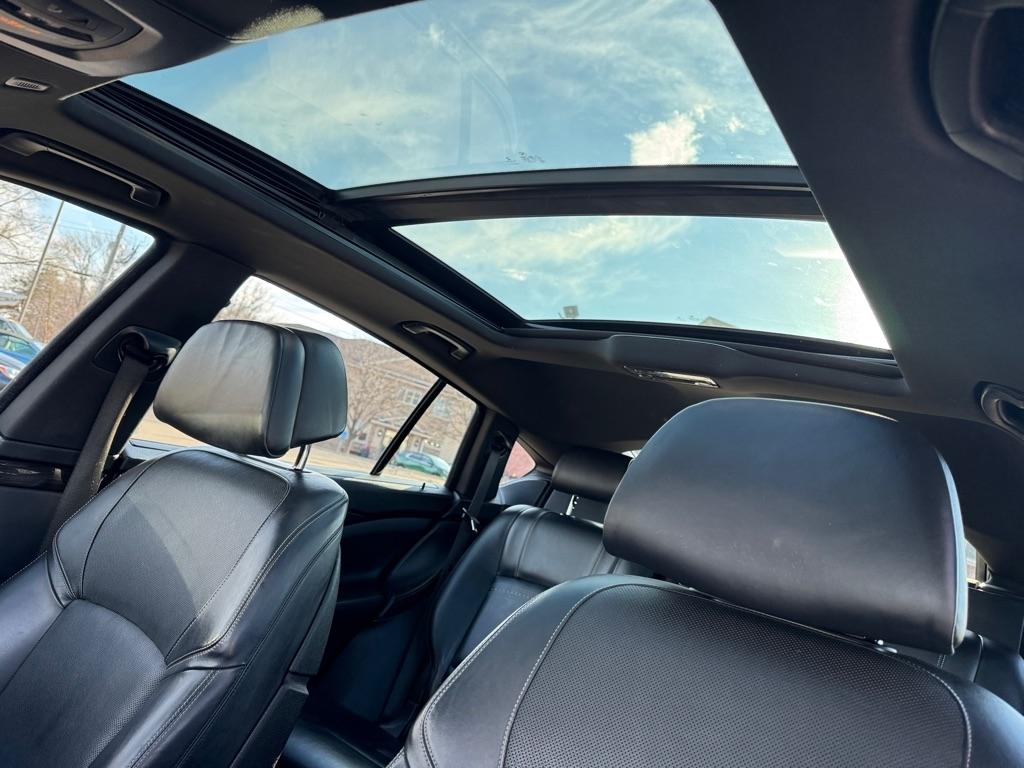 BMW 5 Series 550i xDrive Gran Turismo 2017