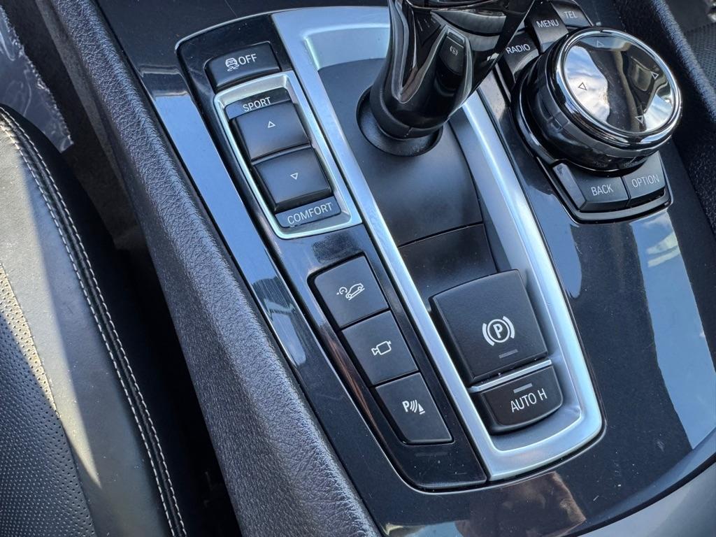 BMW 5 Series 550i xDrive Gran Turismo 2017