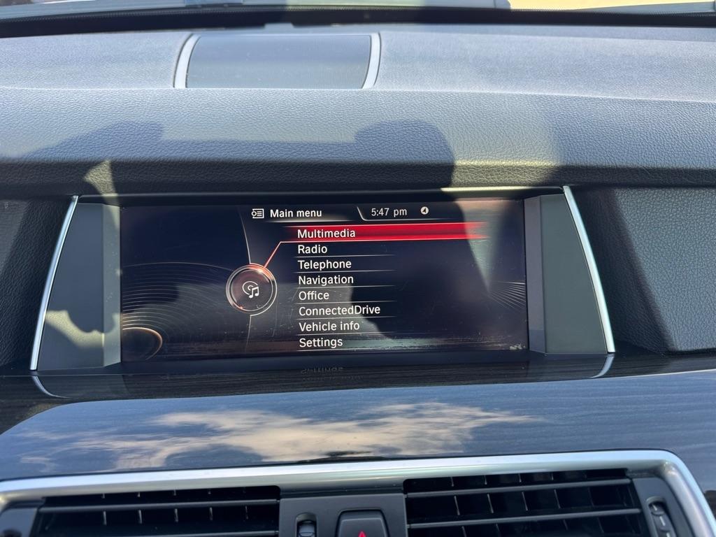 BMW 5 Series 550i xDrive Gran Turismo 2017