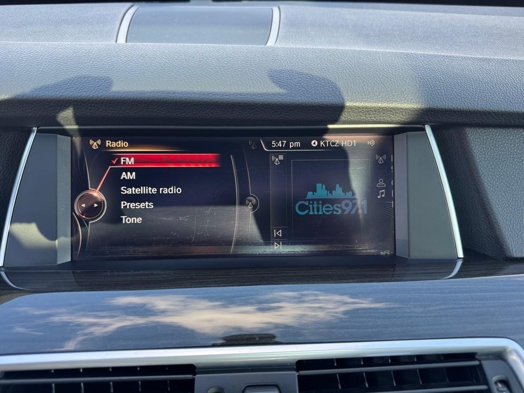 BMW 5 Series 550i xDrive Gran Turismo 2017