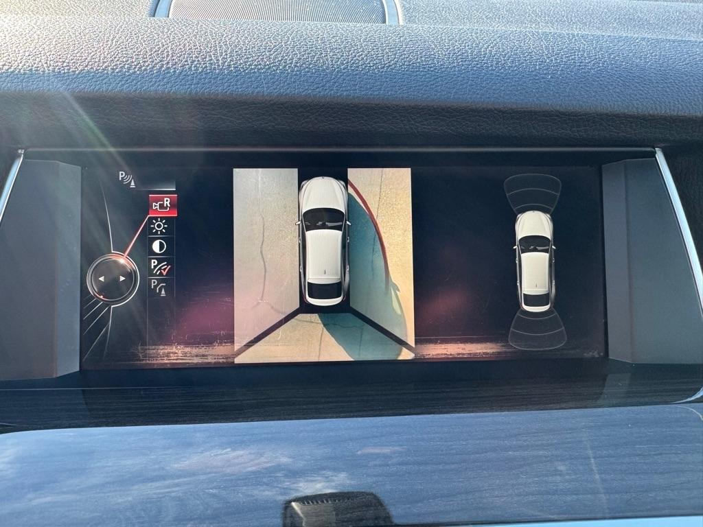 BMW 5 Series 550i xDrive Gran Turismo 2017