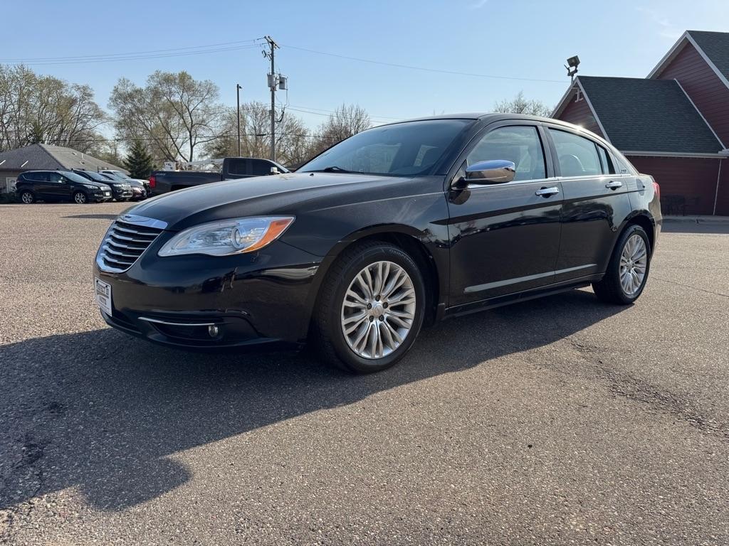 Chrysler 200 4dr Sdn Limited 2013