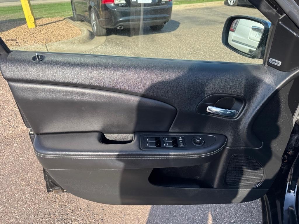 Chrysler 200 4dr Sdn Limited 2013