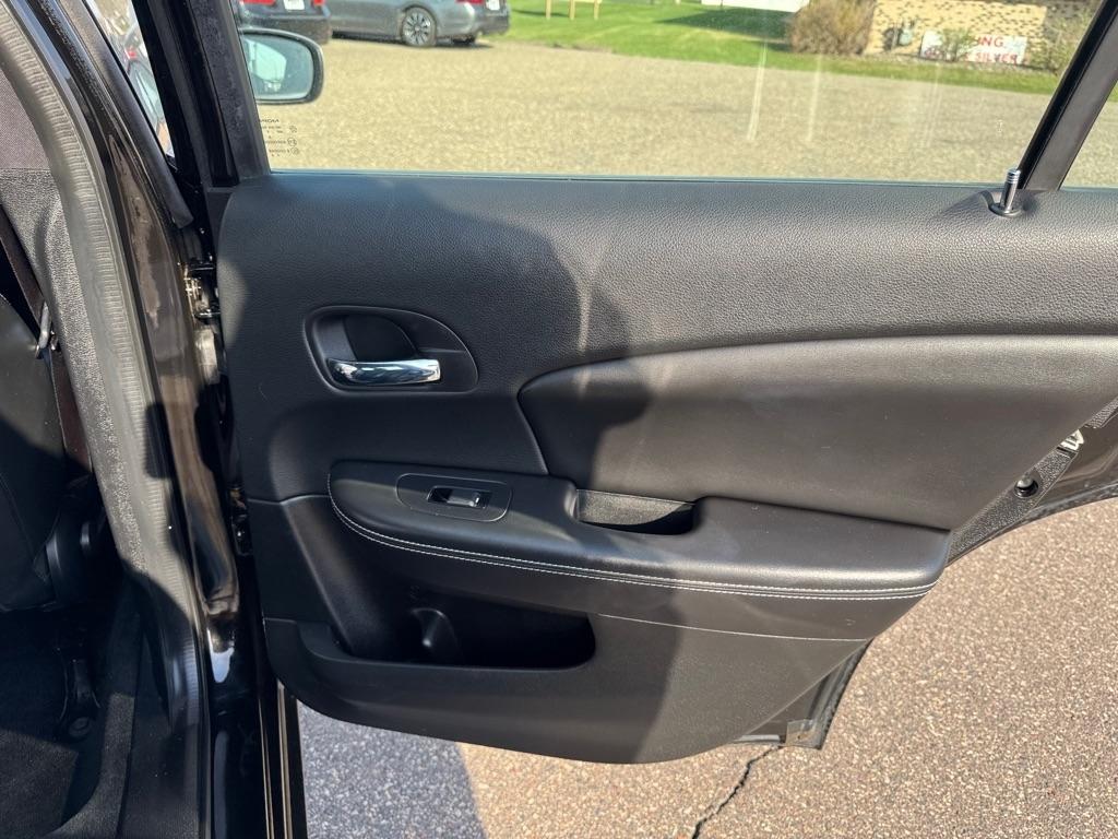 Chrysler 200 4dr Sdn Limited 2013