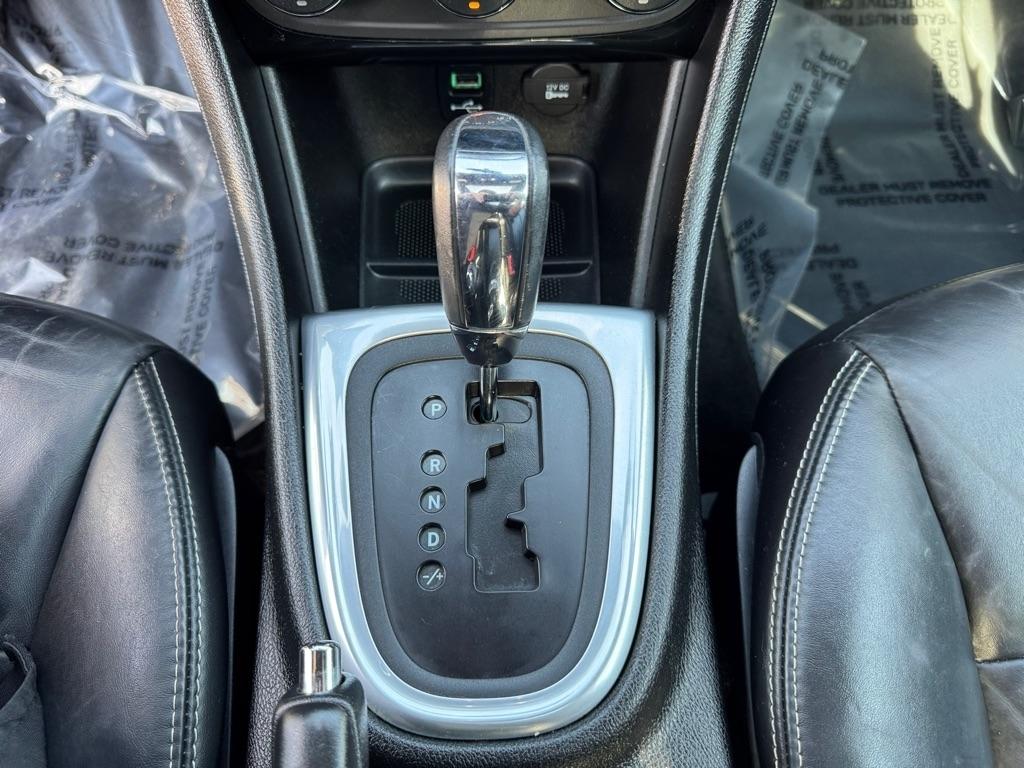 Chrysler 200 4dr Sdn Limited 2013