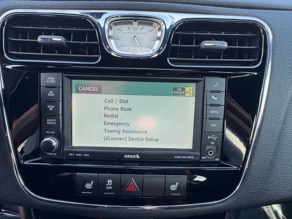 Chrysler 200 4dr Sdn Limited 2013